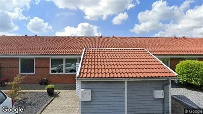 Andelsboliger til salg i Tilst - Foto fra Google Street View