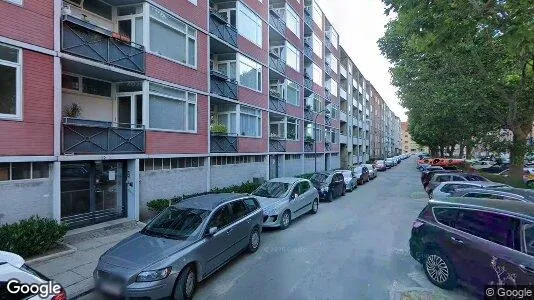 Andelsboliger til salg i Charlottenlund - Foto fra Google Street View