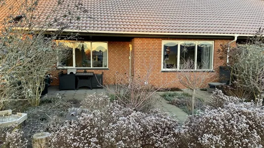 Andelsboliger til salg i Hårlev - billede 1