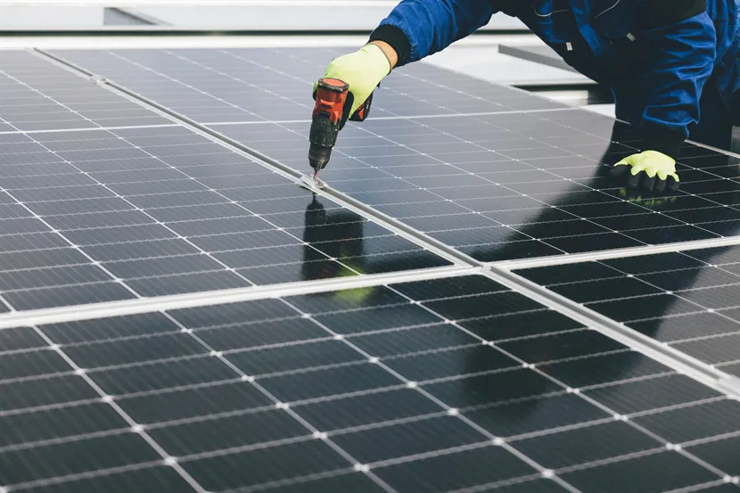 Ny lov sætter begrænsninger for solcelledeling mellem andelsboligforeninger
